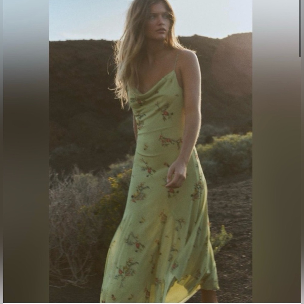 Zara Floral Sage Maxi Dress - Picture 10 of 11